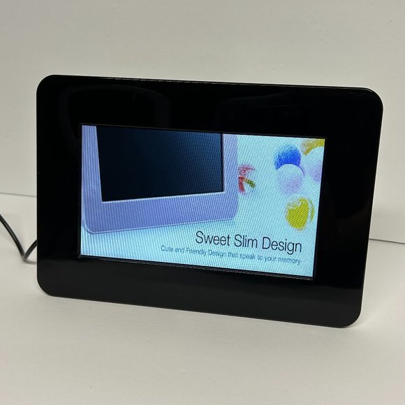 Samsung Digital Picture frame Black Model: SPF-71ES - Picture 1 of 11